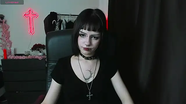 LiyaLuna online show from March 19, 2026, 11:43 am