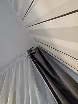 ShineBright88 online show from March 17, 2026, 7:28 pm