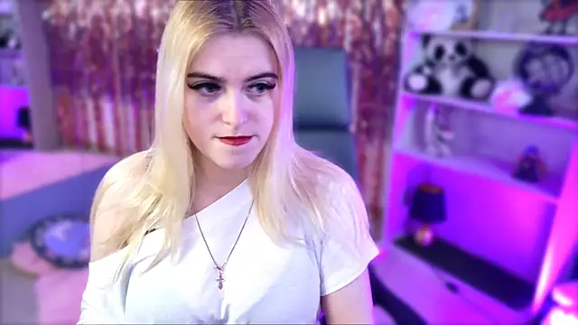 Stef Nicks online show from April 7, 2026, 9:11 am