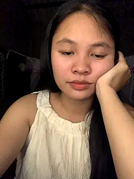 Snapshot of NhuFox chatting on September 19, 2025, 1:37 pm NhuFox online show from September 19, 2025, 1:37 pm