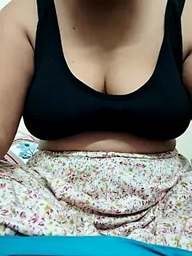 Anjali143142 online show from February 17, 2026, 4:59 pm