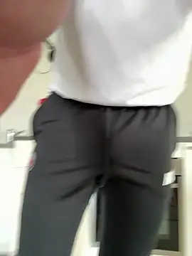 Toysboy67bi online show from April 16, 2026, 11:33 am