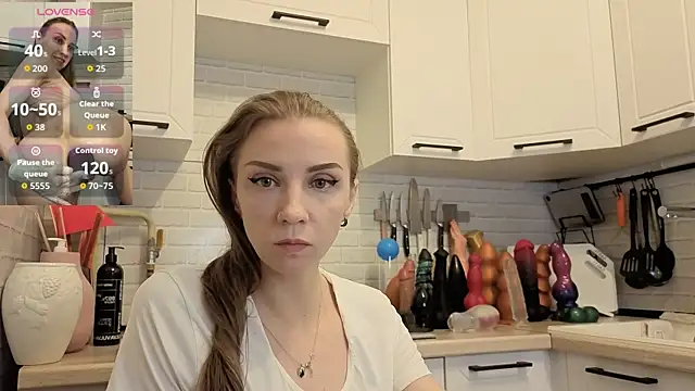 Snapshot of Edena_ chatting on June 17, 2026, 5:23 pm Edena online show from June 17, 2026, 5:23 pm