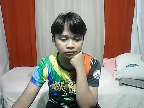 Snapshot of pinaymorena_zeinab chatting on June 13, 2026, 6:33 am pinaymorena zeinab online show from June 13, 2026, 6:33 am