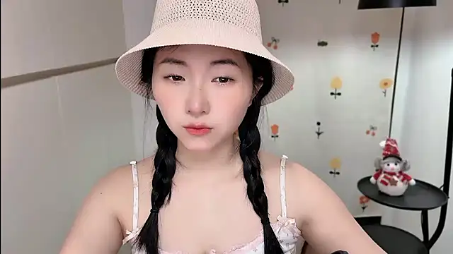 Rosalind xixi online show from March 10, 2026, 7:45 am