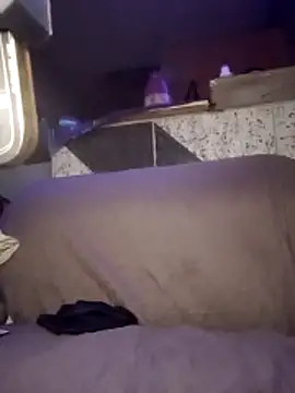 LunaMell online show from November 16, 2025, 9:41 pm