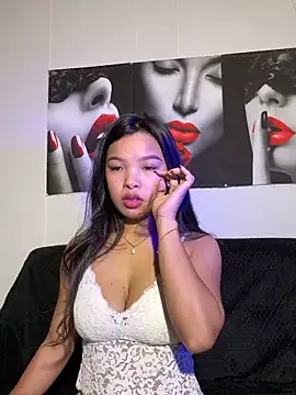 Sessash online show from May 15, 2026, 11:03 pm