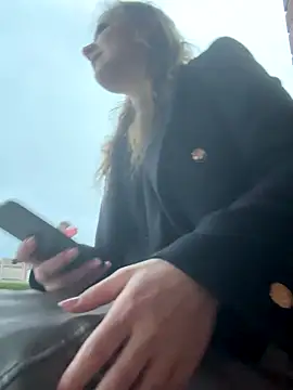 IsabellaEtha online show from October 22, 2025, 6:13 am