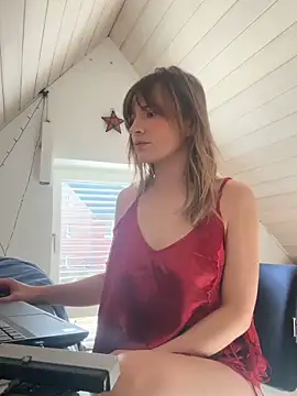 IsabellaEtha online show from February 7, 2026, 12:24 pm