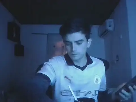Snapshot of Rodrigo99_9 chatting on May 20, 2026, 2:03 pm Rodrigo99 9 online show from May 20, 2026, 2:03 pm
