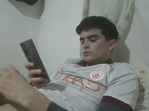 Snapshot of Rodrigo99_9 chatting on May 19, 2026, 3:35 am Rodrigo99 9 online show from May 19, 2026, 3:35 am
