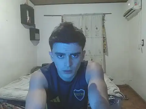 Snapshot of Rodrigo99_9 chatting on May 5, 2026, 4:15 am Rodrigo99 9 online show from May 5, 2026, 4:15 am