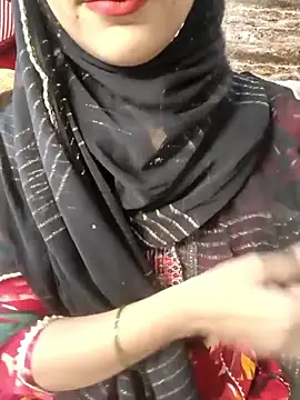 Snapshot of Indian-Aleena chatting on May 8, 2026, 8:40 am Indian-Aleena online show from May 8, 2026, 8:40 am