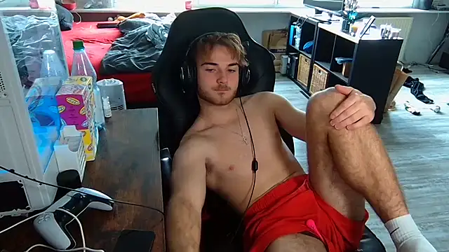 Snapshot of Rudi2007Eye chatting on September 26, 2025, 9:49 am Rudi2007Eye online show from September 26, 2025, 9:49 am