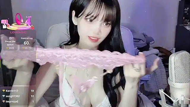 Snapshot of twlilybae chatting on February 26, 2026, 3:01 pm twlilybae online show from February 26, 2026, 3:01 pm