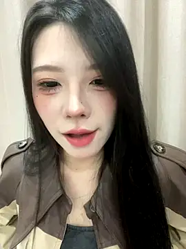 yuanyuanzi99 online show from October 17, 2025, 12:29 pm