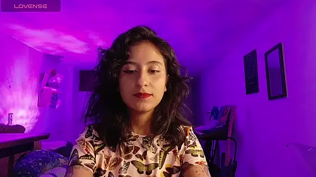 atenea dragon   online show from December 3, 2025, 2:23 am