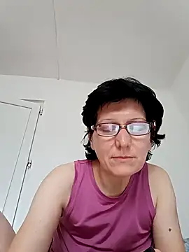 Vera Elle online show from November 12, 2025, 12:53 pm