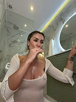 CamyBlossom online show from April 26, 2026, 3:31 pm