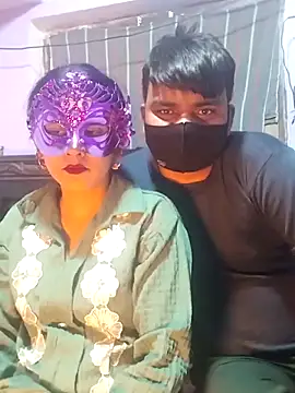 hunk28 6 online show from December 18, 2025, 6:12 pm