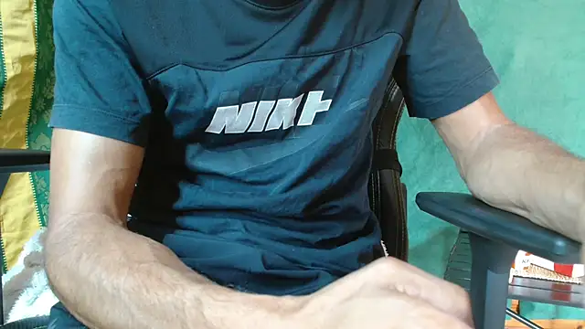 Snapshot of JUSTFORRICH chatting on July 21, 2026, 2:40 pm JUSTFORRICH online show from July 21, 2026, 2:40 pm