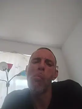 jarjar83 online show from June 13, 2026, 1:31 pm