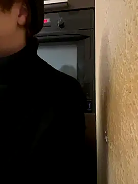 Miranda Kerry online show from November 2, 2025, 6:29 am