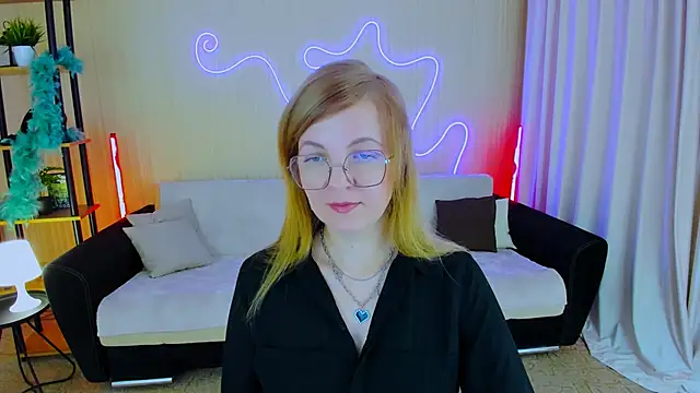 YourUniverser online show from November 5, 2025, 10:29 am