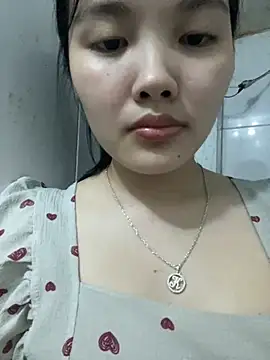 Xu Xubaby online show from October 8, 2025, 1:56 pm