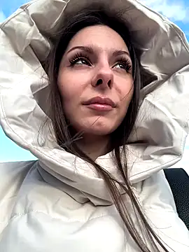 kittyCarrol online show from September 28, 2025, 11:17 am