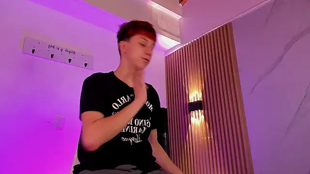 Snapshot of IM_DAREN chatting on February 11, 2026, 3:06 am IM DAREN online show from February 11, 2026, 3:06 am