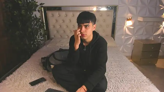 Snapshot of IM_DAREN chatting on February 6, 2026, 3:13 am IM DAREN online show from February 6, 2026, 3:13 am