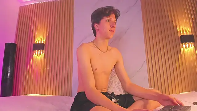 IM DAREN online show from November 14, 2025, 3:10 am