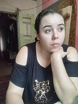 CutieMarine online show from December 3, 2025, 10:47 am