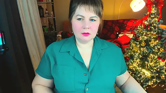 CrystaalStaar online show from January 12, 2026, 8:04 pm