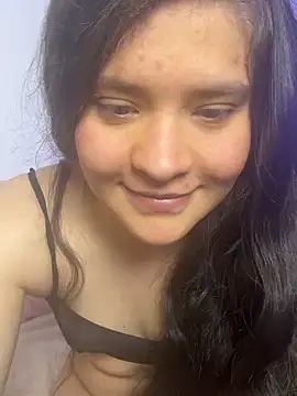 Emilyybennet  online show from November 26, 2025, 2:44 am