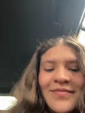 Snapshot of Emilyybennet_ chatting on February 14, 2026, 9:15 pm Emilyybennet online show from February 14, 2026, 9:15 pm