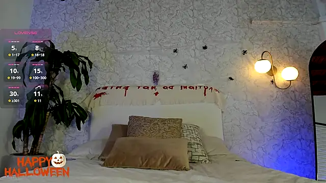 JannaFoxx  online show from October 28, 2025, 7:46 pm