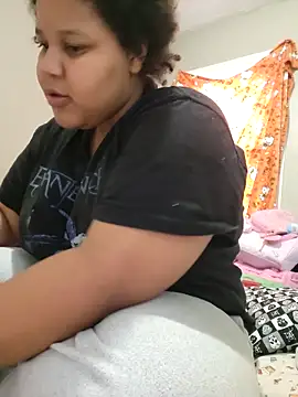 chocolate bella online show from March 13, 2026, 4:45 pm