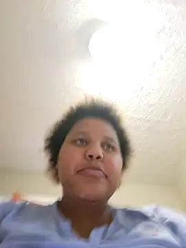 Snapshot of chocolate_bella chatting on September 30, 2025, 8:26 pm chocolate bella online show from September 30, 2025, 8:26 pm