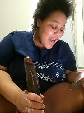 chocolate bella online show from January 19, 2026, 3:43 am