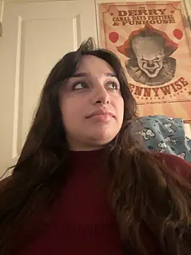 CharmingMaddie online show from November 27, 2025, 6:14 am