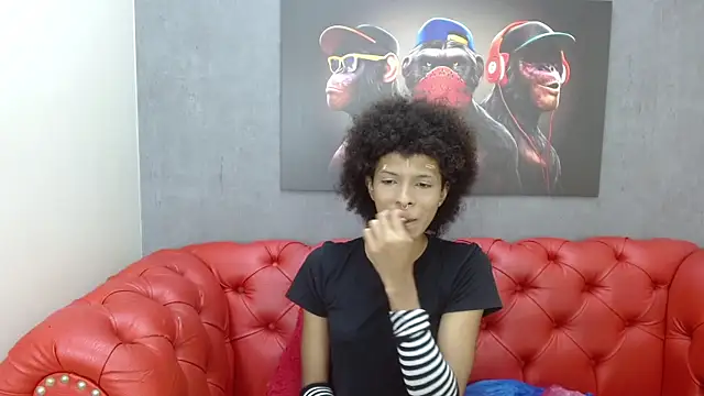 Violett Salvatore online show from January 14, 2026, 3:26 pm