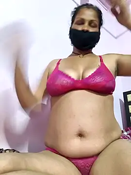 Snapshot of Love-pari077 chatting on February 19, 2026, 1:13 am Love-pari077 online show from February 19, 2026, 1:13 am