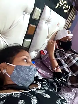 Love-pari077 online show from October 26, 2025, 3:12 pm