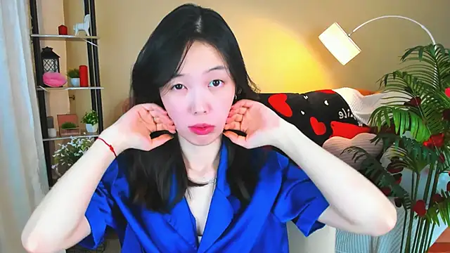 Snapshot of SoulHarmoonyy chatting on February 11, 2026, 4:29 pm SoulHarmoonyy online show from February 11, 2026, 4:29 pm