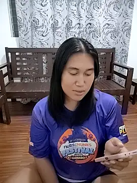 Snapshot of Romantic_Sabrina chatting on September 8, 2025, 2:38 pm Romantic Sabrina online show from September 8, 2025, 2:38 pm