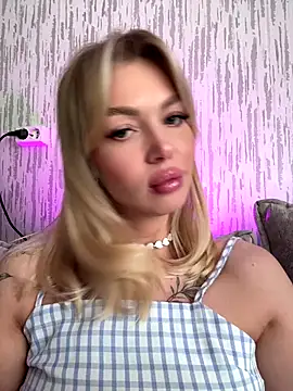 miss veroNika online show from November 2, 2025, 3:55 am