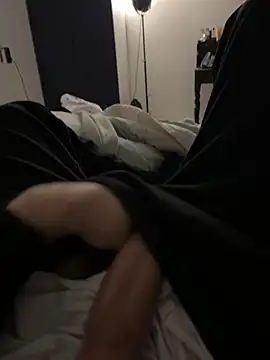 Snapshot of Frankieyyy1 chatting on January 11, 2026, 2:07 am Frankieyyy1 online show from January 11, 2026, 2:07 am