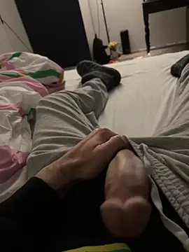 Snapshot of Frankieyyy1 chatting on December 16, 2025, 5:28 pm Frankieyyy1 online show from December 16, 2025, 5:28 pm